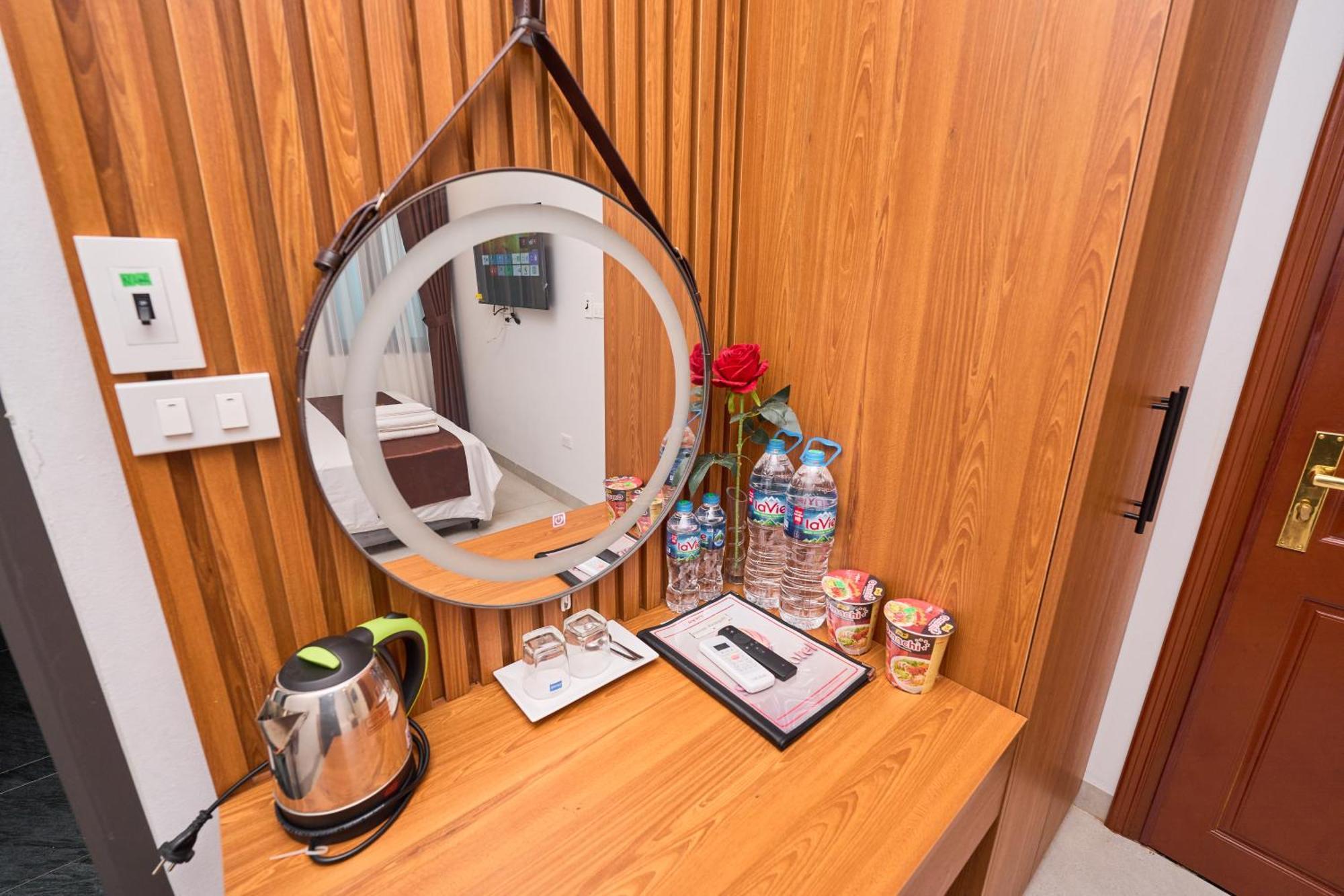 Swan Motel ฮาลอง ภายนอก รูปภาพ